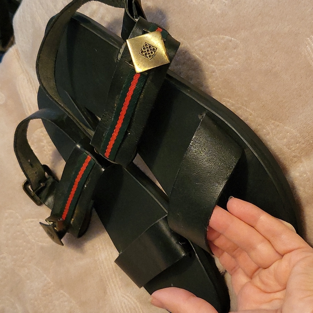 Leather sandals